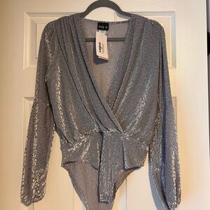 Day G Women's Gray Leopard Print Bodysuit